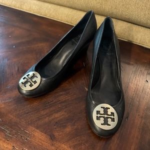 Tory Burch black wedge size 8